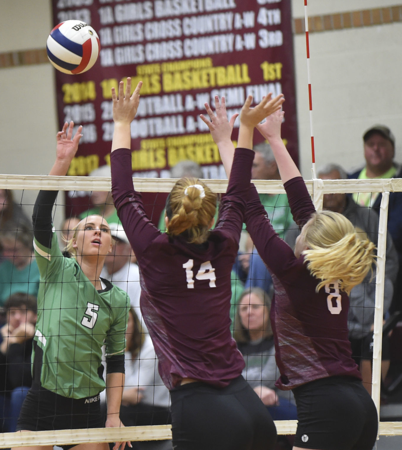 101518-wethersfield-annawan-vb--06a.jpg